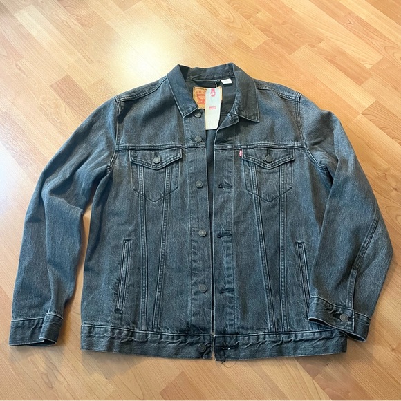 NWT Levi’s Trucker Jacket - Picture 2 of 6